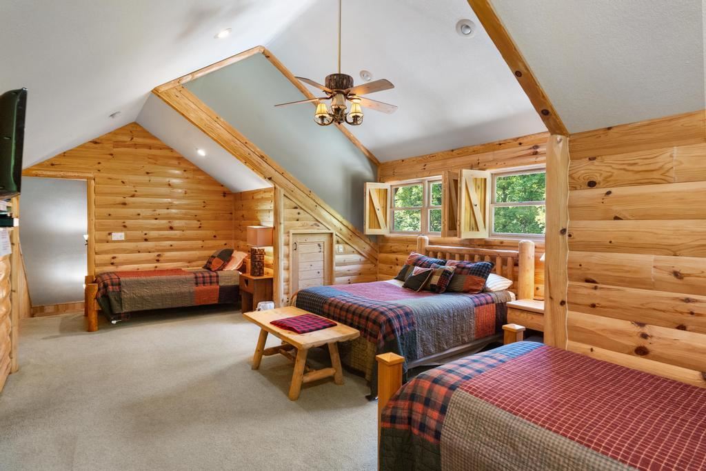 2658 Troon South Bellaire MI 49615