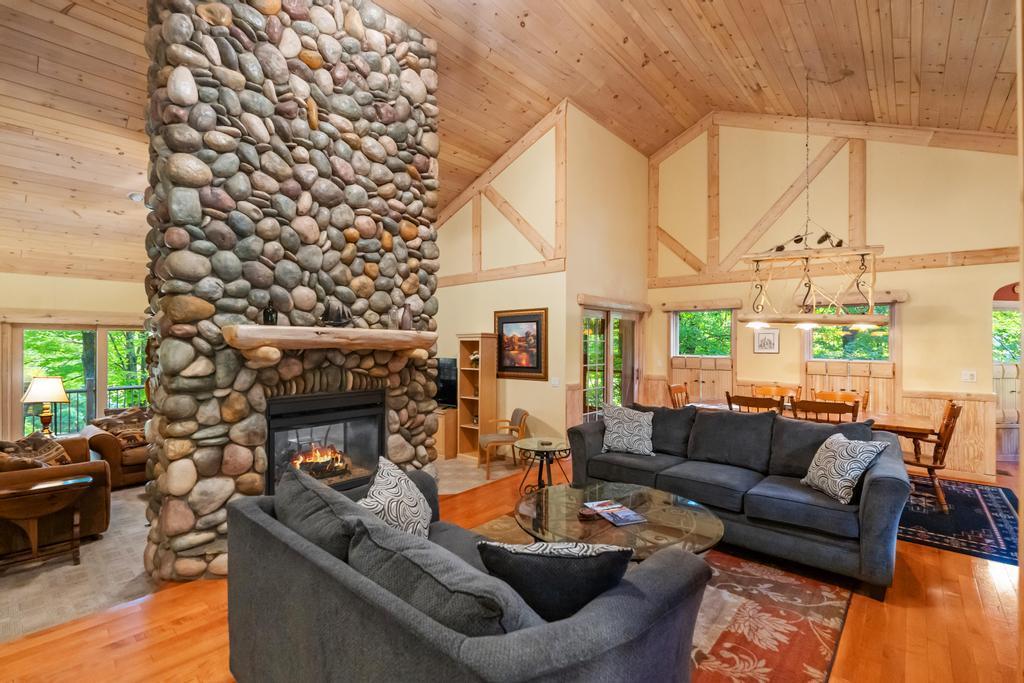 2658 Troon South Bellaire MI 49615