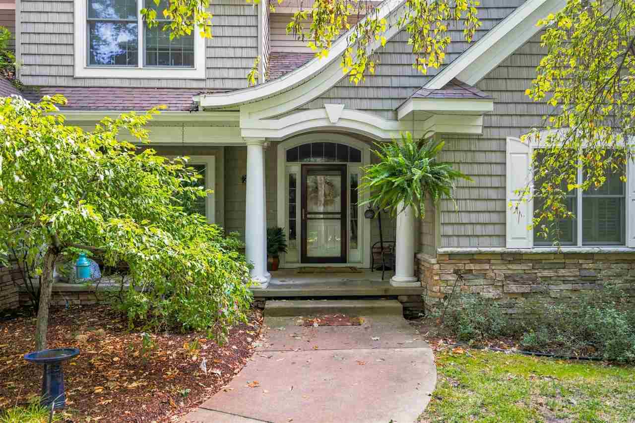 2563 Woodside Drive Petoskey MI 49770