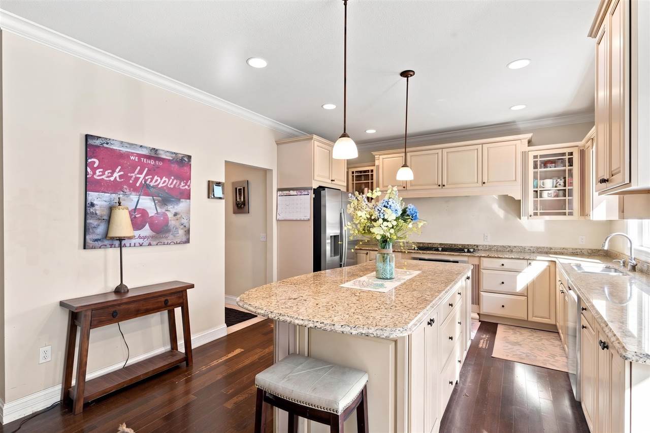 2563 Woodside Drive Petoskey MI 49770