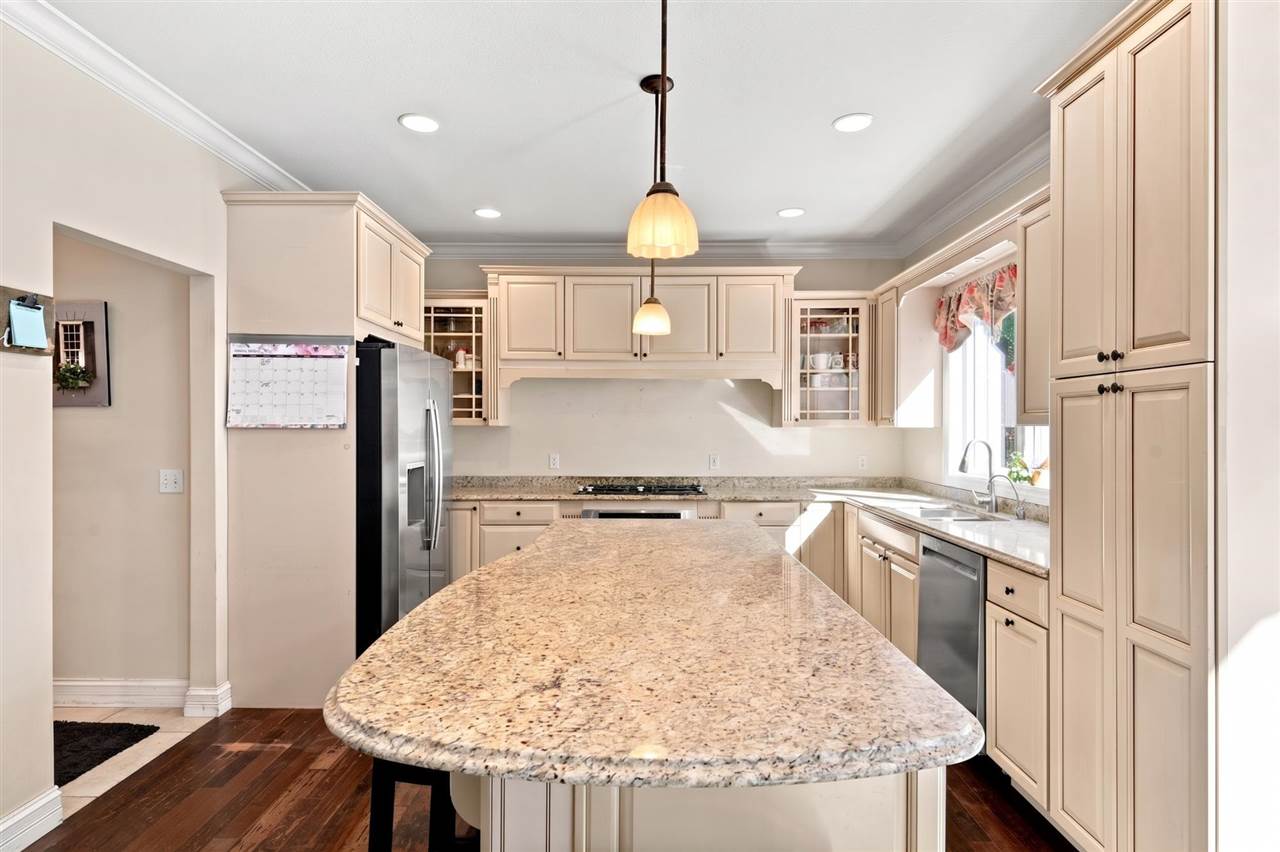 2563 Woodside Drive Petoskey MI 49770