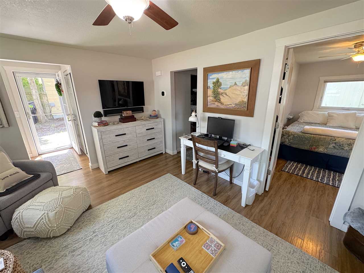 319 1/2 Madison Petoskey MI 49770-9999