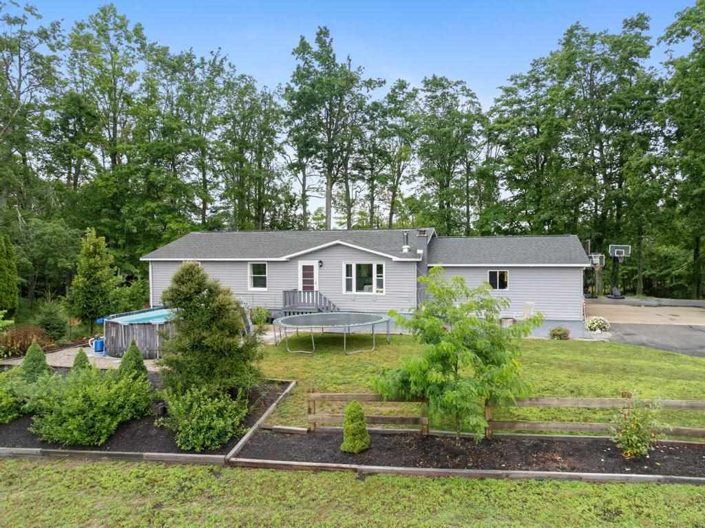 1632 Bester Road Harbor Springs MI 49740