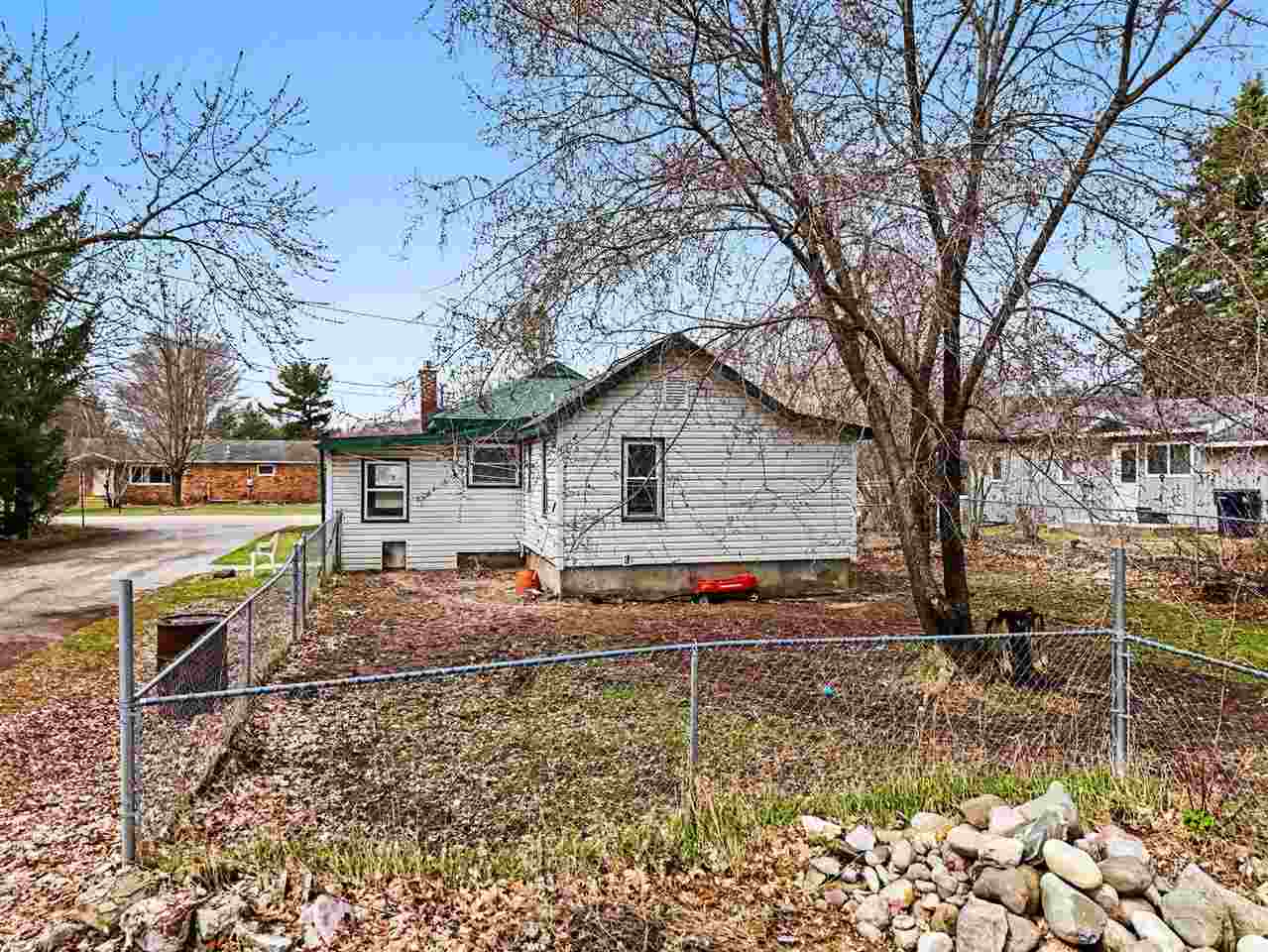 208 N Beech Street Bellaire MI 49615