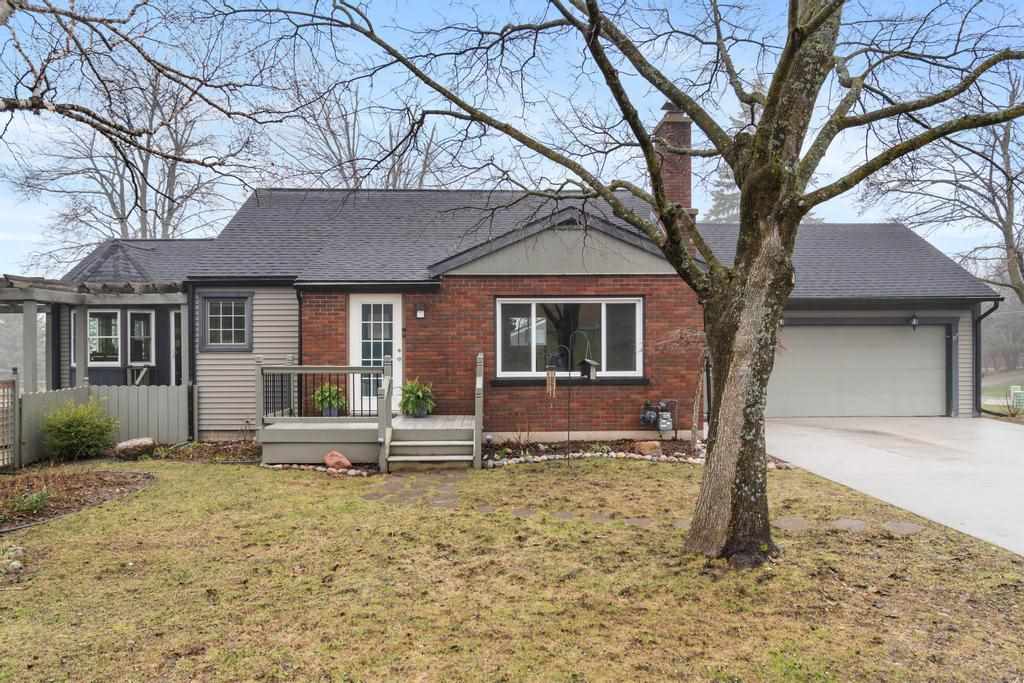 1000 Valley View Avenue Petoskey MI 49770