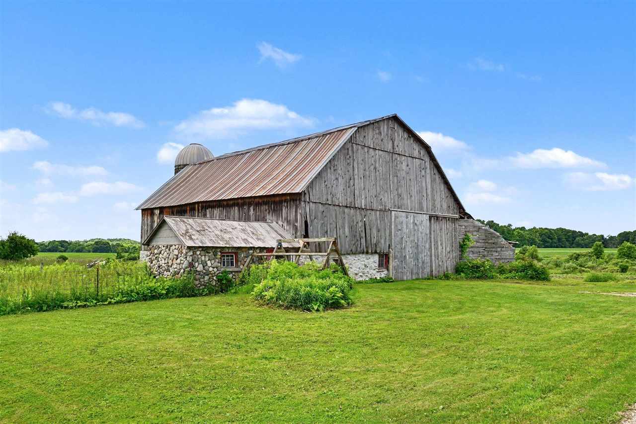 7615 Pleasant Hill Road Ellsworth MI 49729