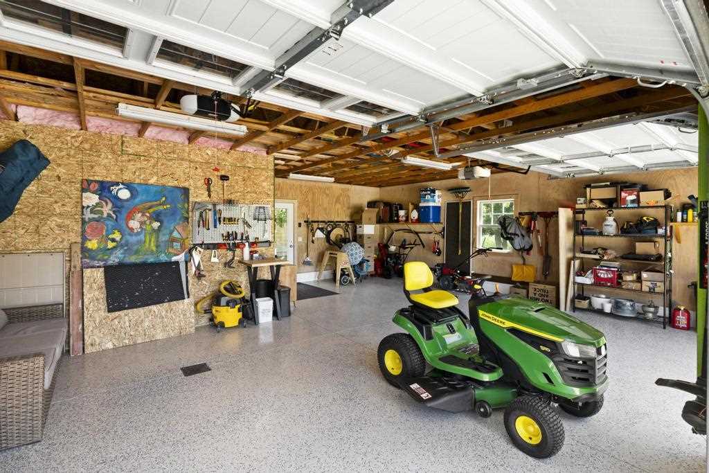 1746 Beckon Road Pellston MI 49769