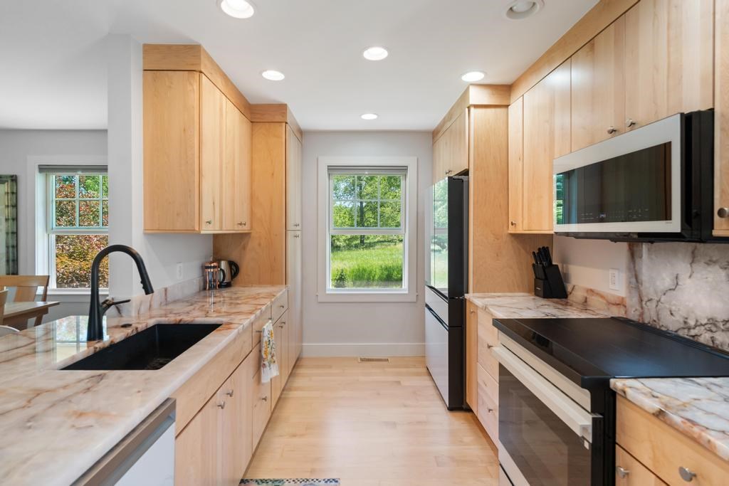 1746 Beckon Road Pellston MI 49769
