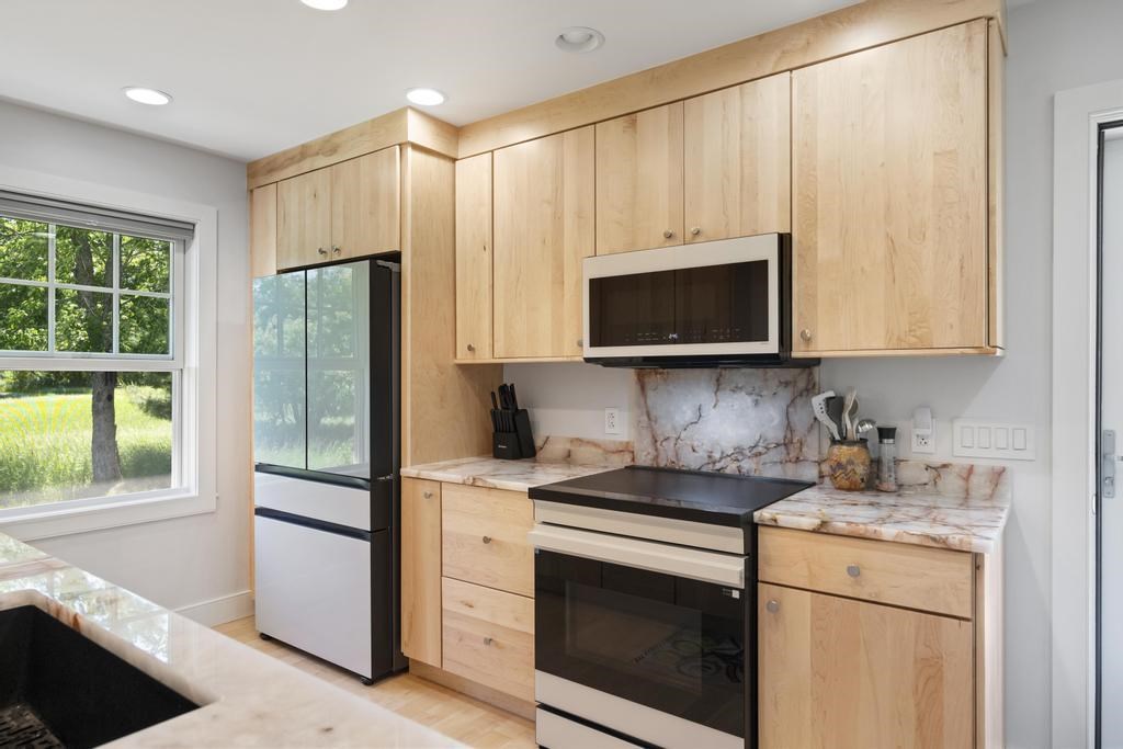1746 Beckon Road Pellston MI 49769