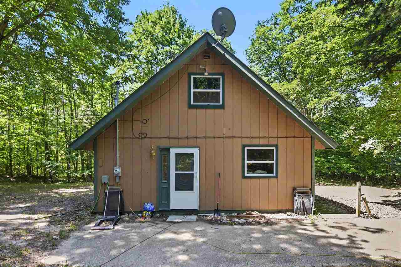 7189 SE Campbell Road Fife Lake MI 49633-8014