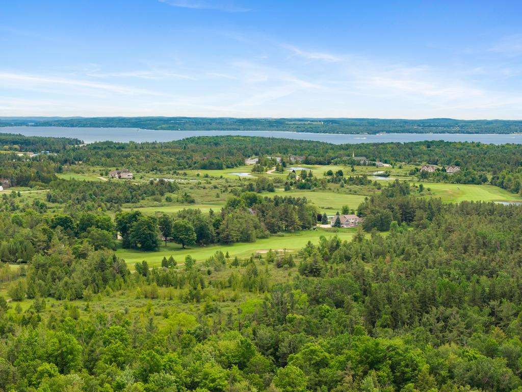 11691 N Pa Be Shan Trail Charlevoix MI 49720-0000