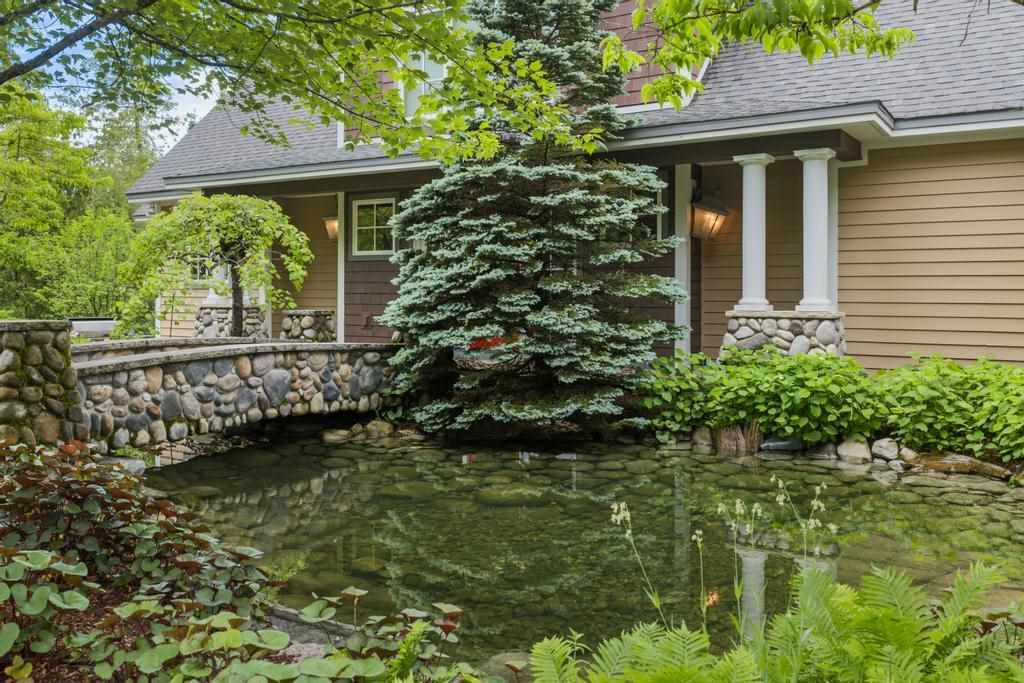 11691 N Pa Be Shan Trail Charlevoix MI 49720-0000