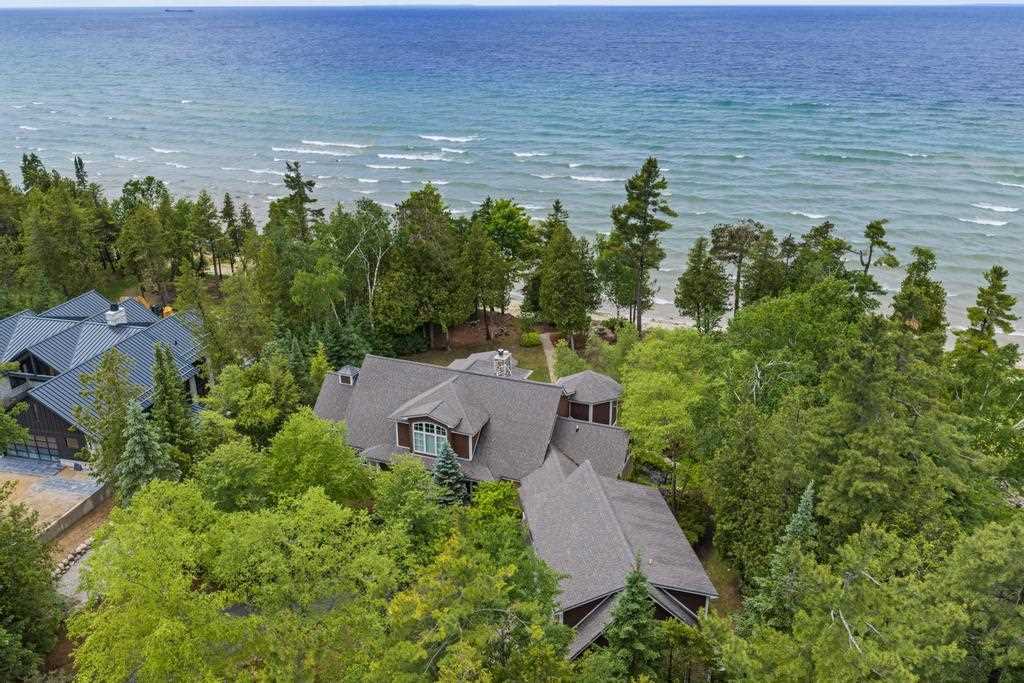 11691 N Pa Be Shan Trail Charlevoix MI 49720-0000