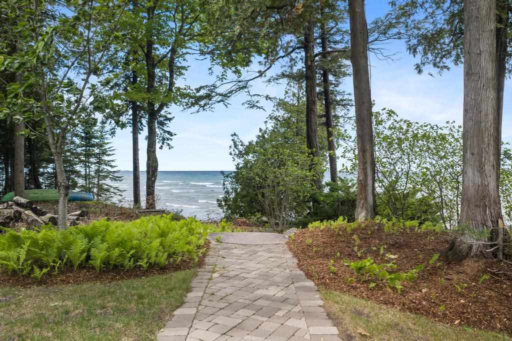 11691 N Pa Be Shan Trail Charlevoix MI 49720-0000