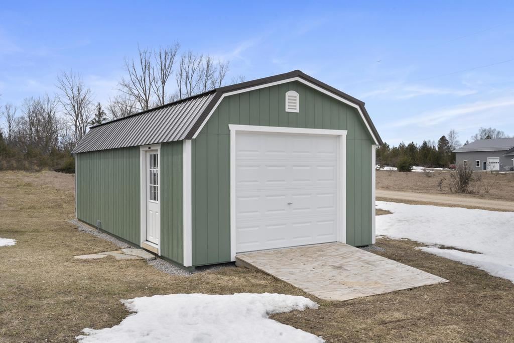 14208 W Garfield Avenue Charlevoix MI 49720