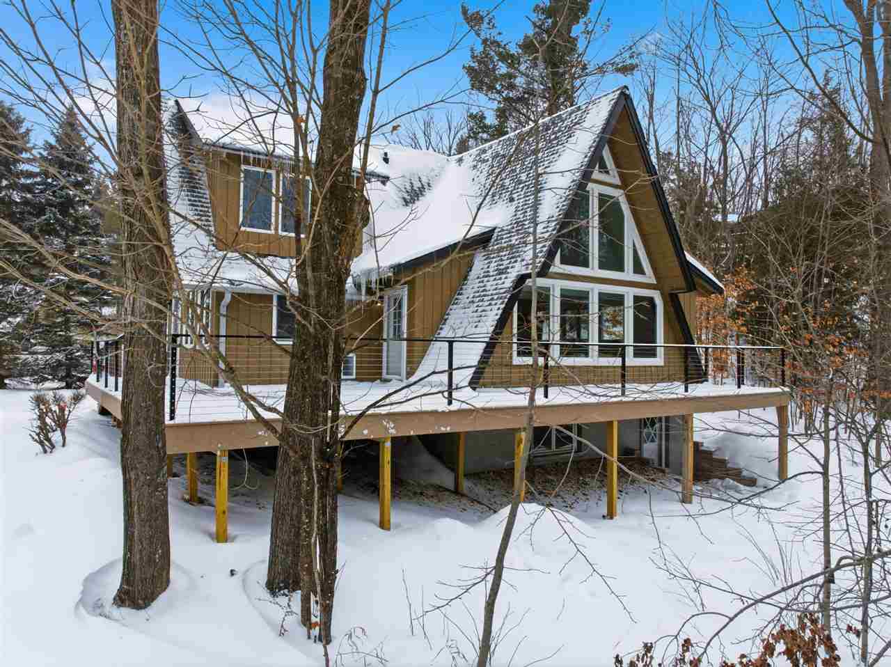73 Harbor Lane Petoskey MI 49770