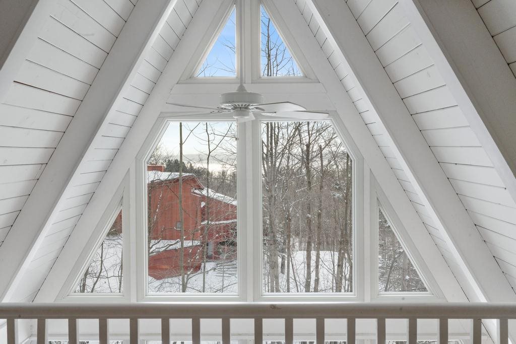 73 Harbor Lane Petoskey MI 49770