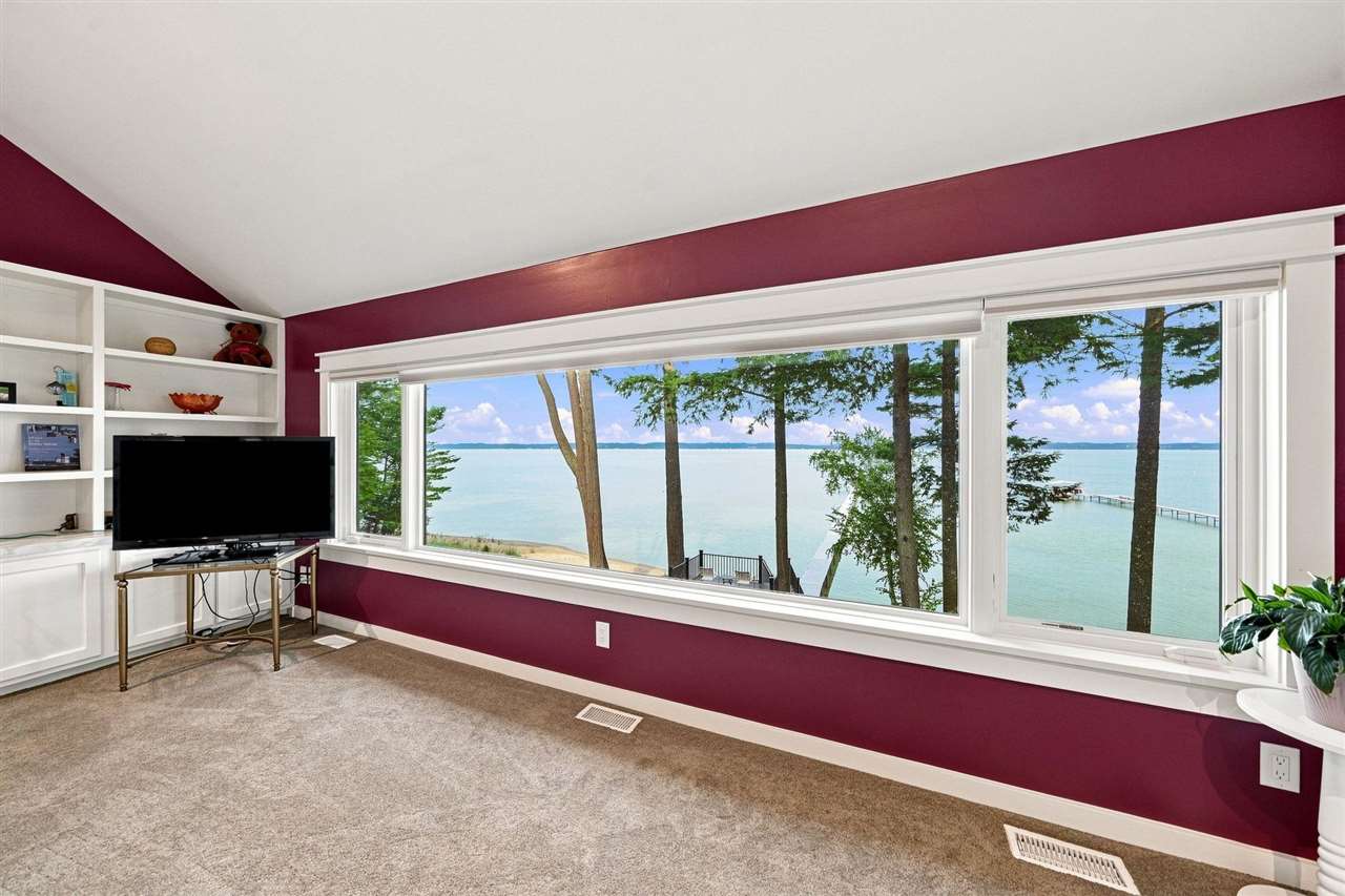 14851 Shipman Road Traverse City MI 49686
