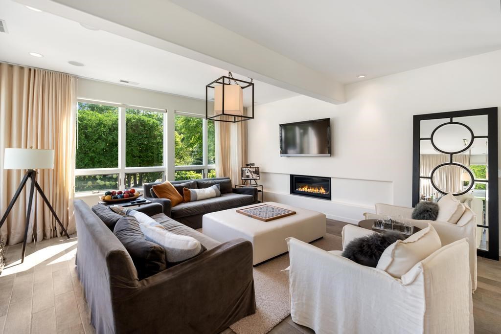 9447 Las Olas Drive Charlevoix MI 49720
