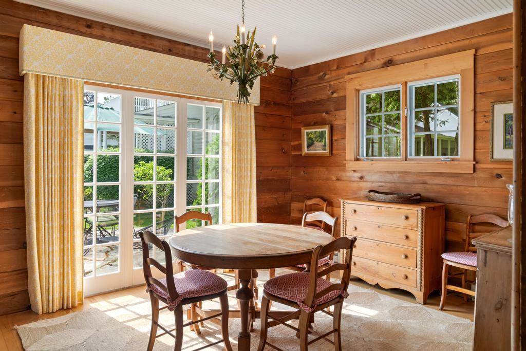 1621 Fern Harbor Springs MI 49740
