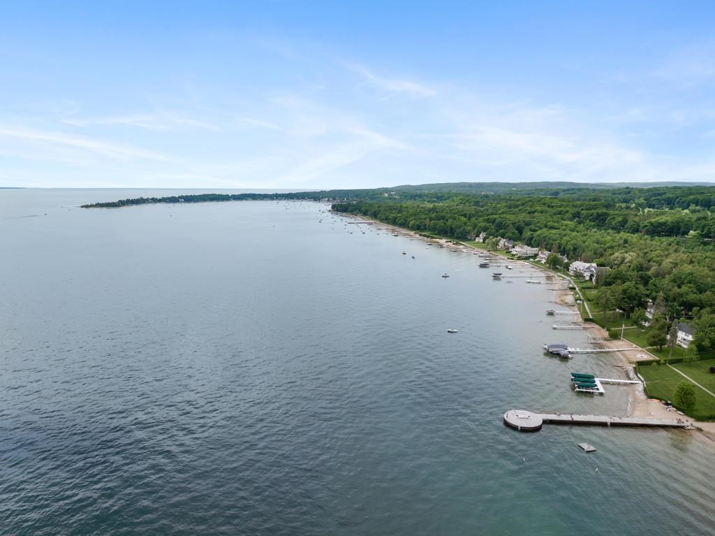 1621 Fern Harbor Springs MI 49740