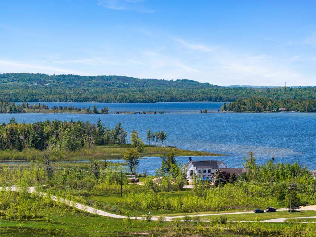 6373 Sunset Boulevard Alanson MI 49706
