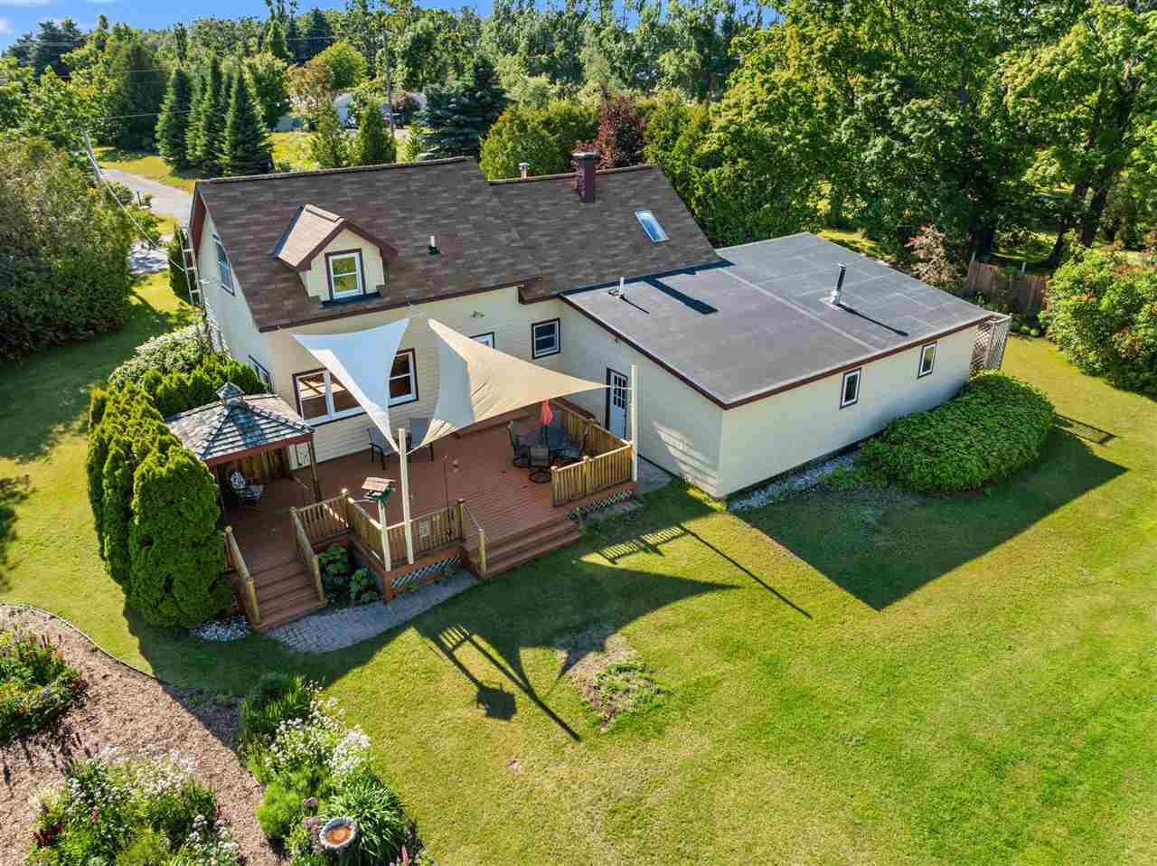 10970 Burnett Road Charlevoix MI 49720