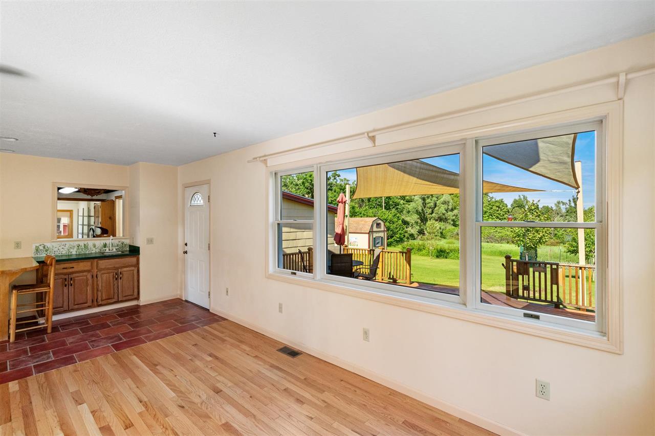 10970 Burnett Road Charlevoix MI 49720