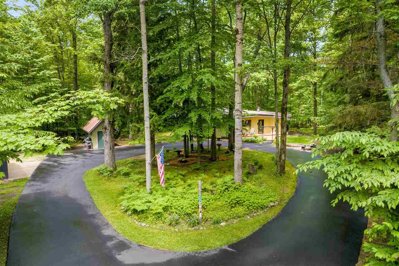 2176 W Schuss Mountain Drive Bellaire MI 49615