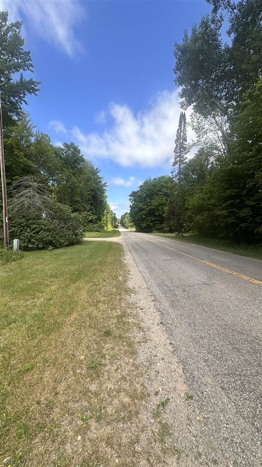 2225 Six Mile Lake Road East Jordan MI 49727