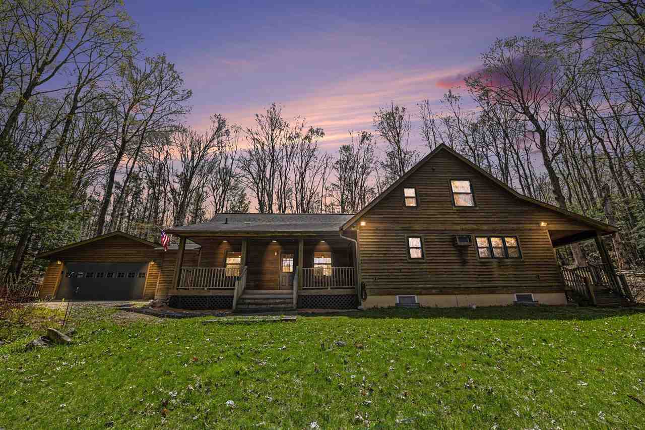 2835 S Barnard Charlevoix MI 49720