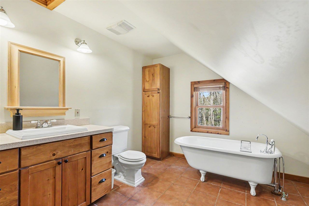 2835 S Barnard Charlevoix MI 49720