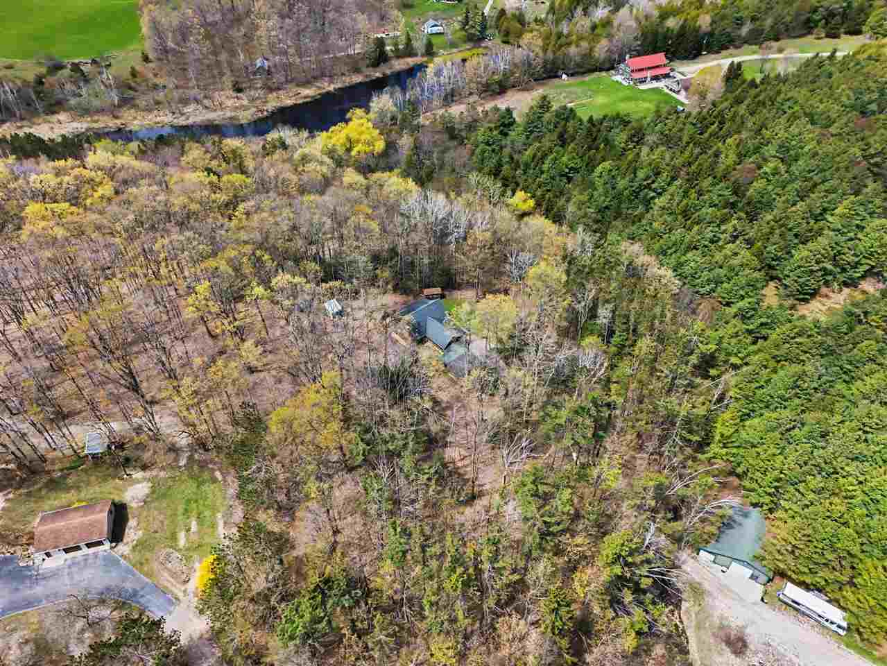 2835 S Barnard Charlevoix MI 49720