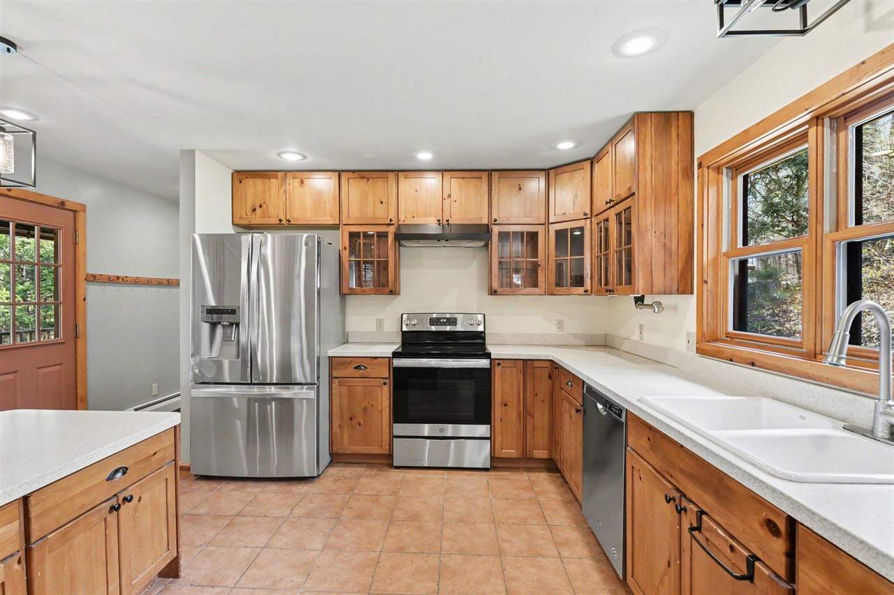2835 S Barnard Charlevoix MI 49720