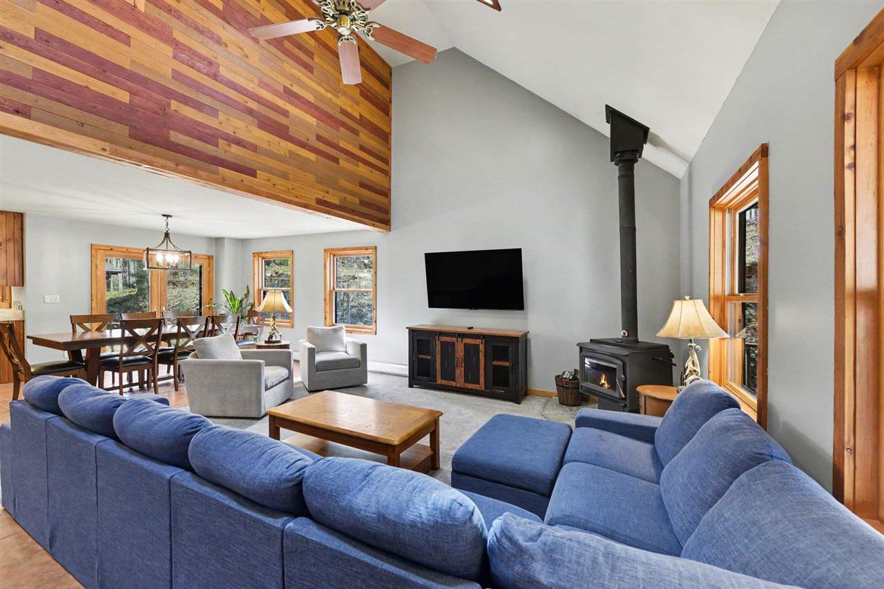 2835 S Barnard Charlevoix MI 49720