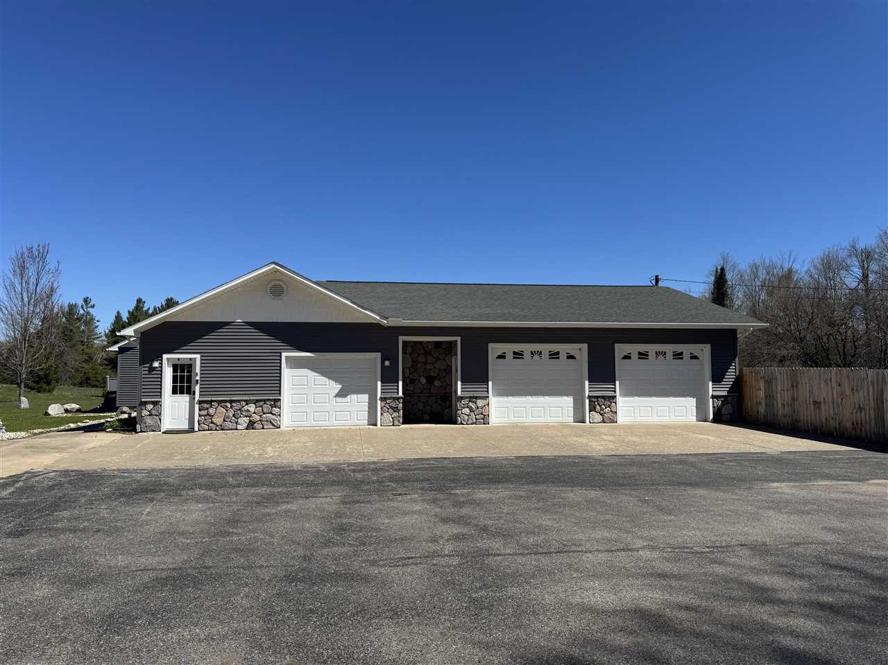 6690 N U.s. 31 Levering MI 49755