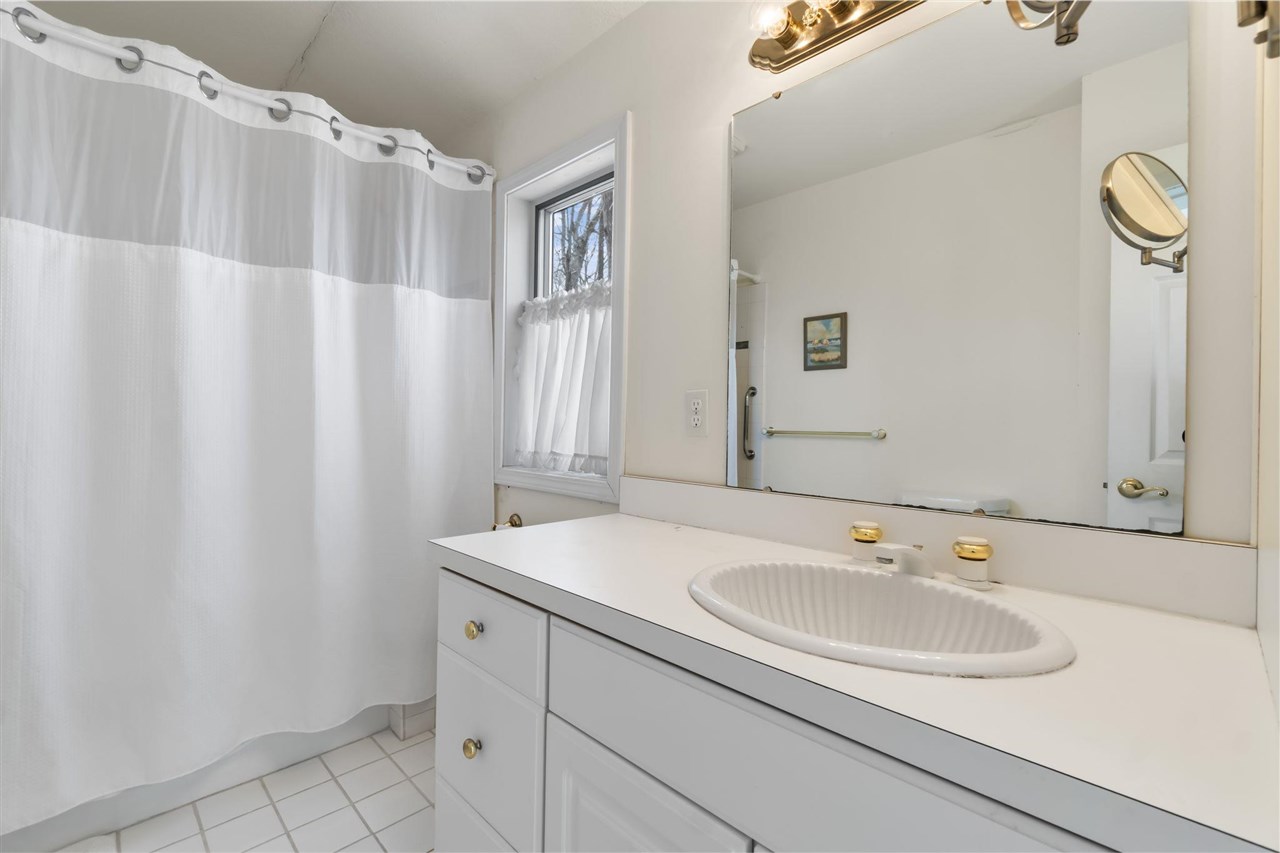1826 Bluffs Edge Harbor Springs MI 49740