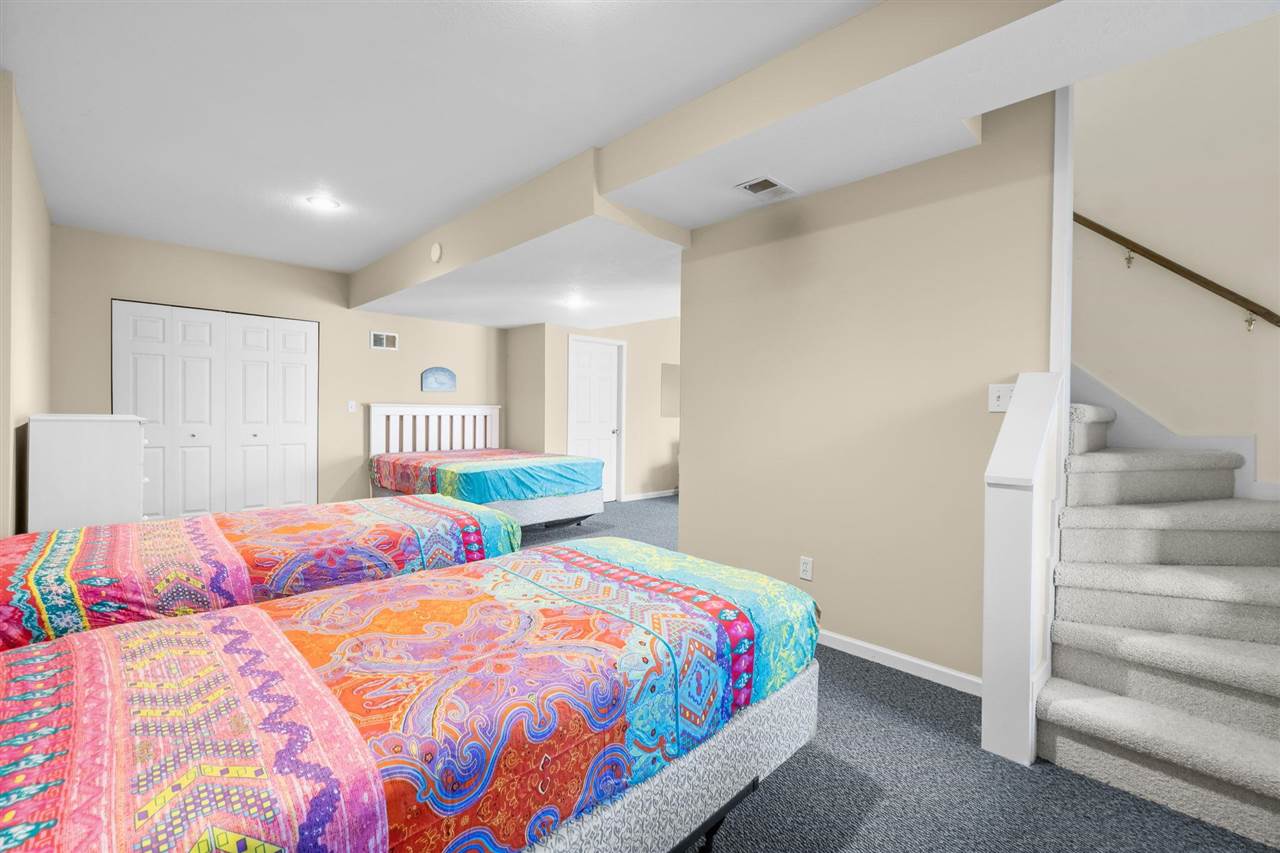 1826 Bluffs Edge Harbor Springs MI 49740