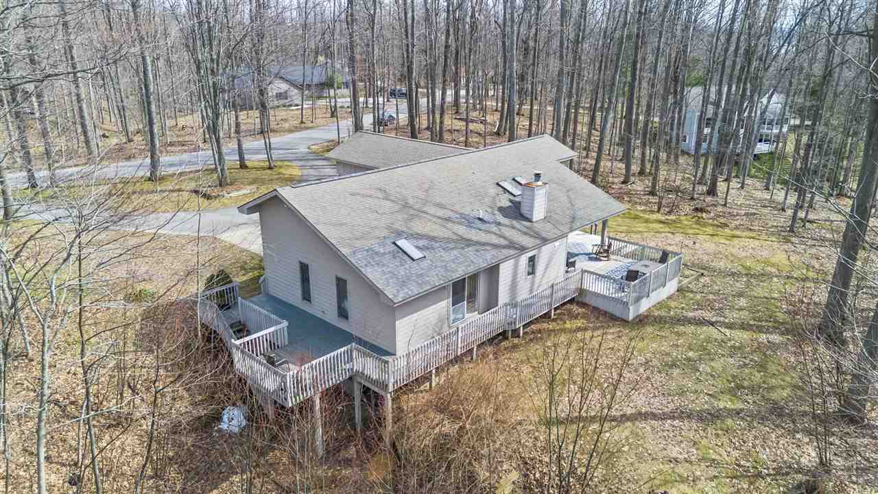 1826 Bluffs Edge Harbor Springs MI 49740
