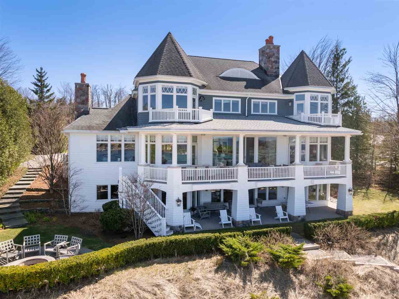 4480 Vista Drive Bay Harbor MI 49770