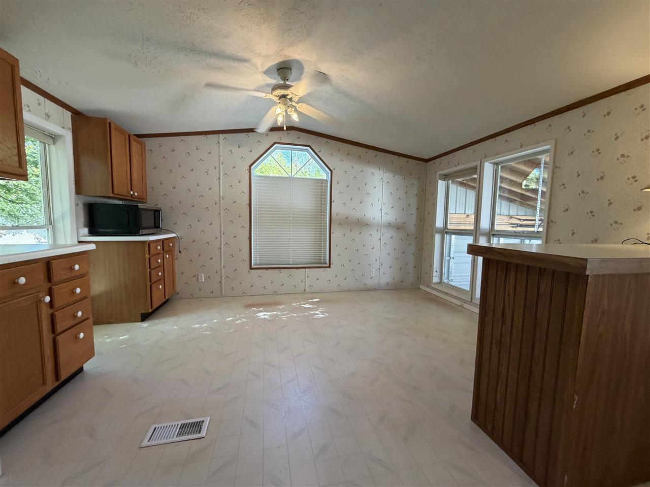 6685 N M-66 Charlevoix MI 49720