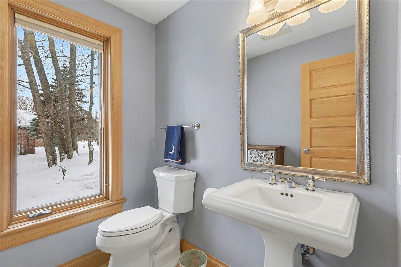 N3870 N Grand Oak Drive Iron Mountain MI 49801