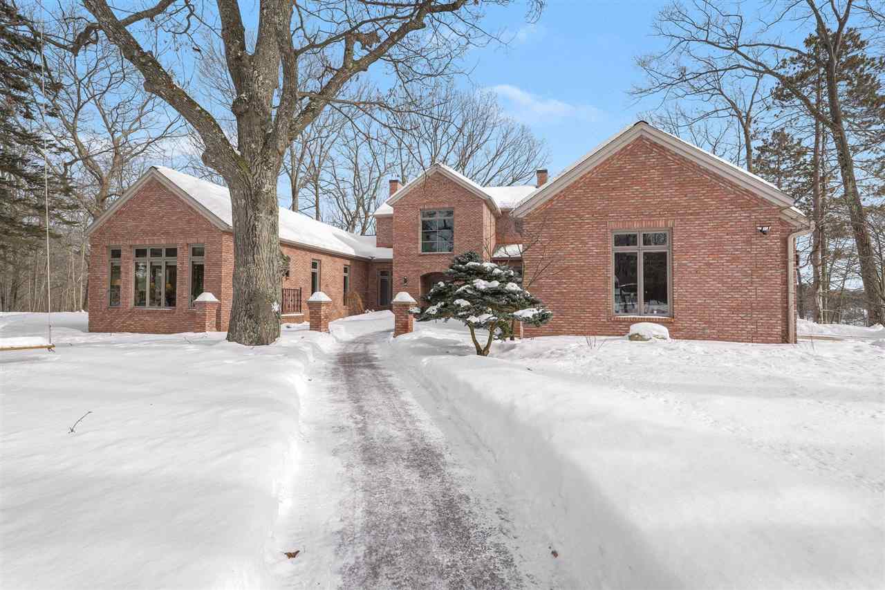 N3870 N Grand Oak Drive Iron Mountain MI 49801