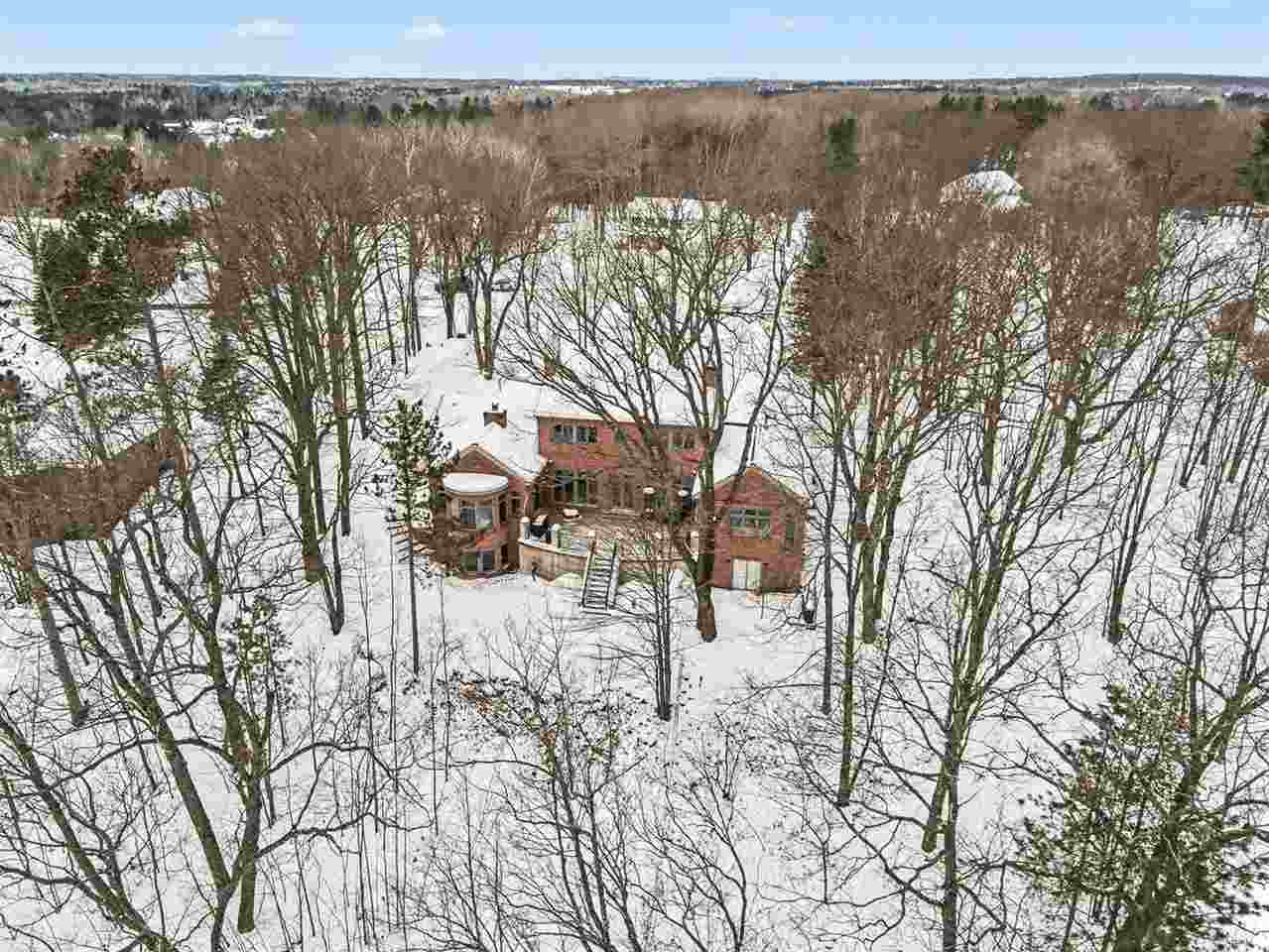 N3870 N Grand Oak Drive Iron Mountain MI 49801