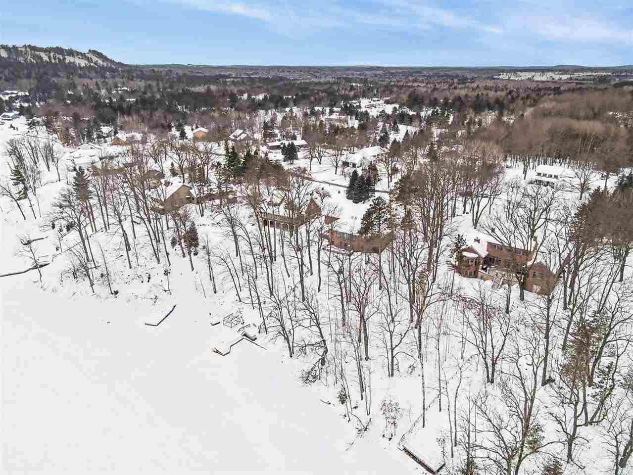 N3870 N Grand Oak Drive Iron Mountain MI 49801