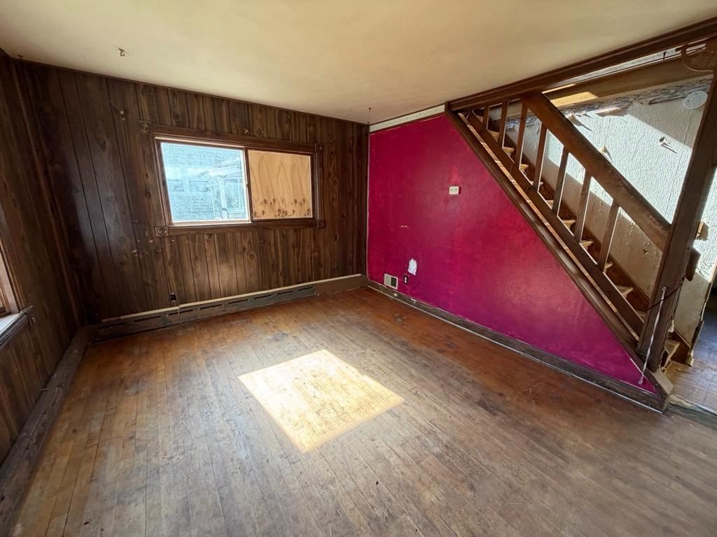 808 E Sellar Street Bessemer MI 49911