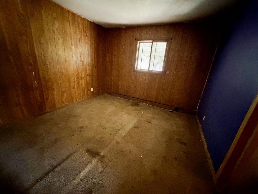 808 E Sellar Street Bessemer MI 49911