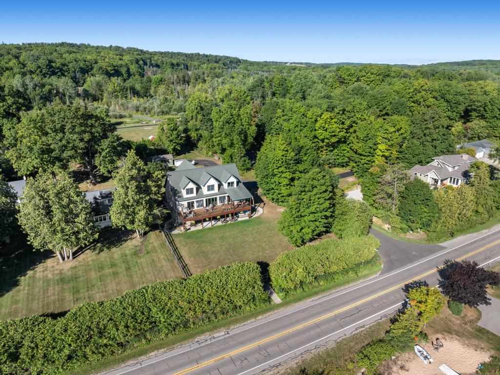 750 Bluewater Trail Boyne City MI 49712