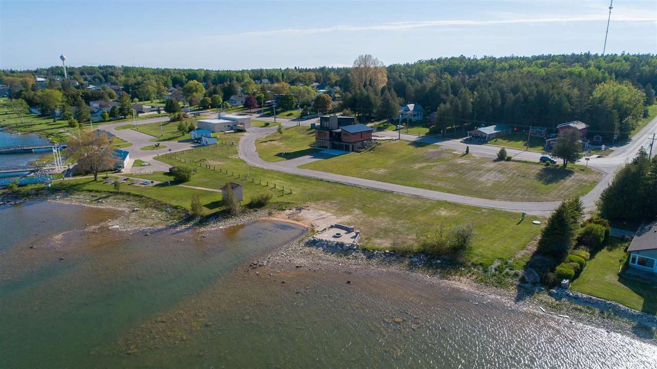 616 N Ontario Detour MI 49725