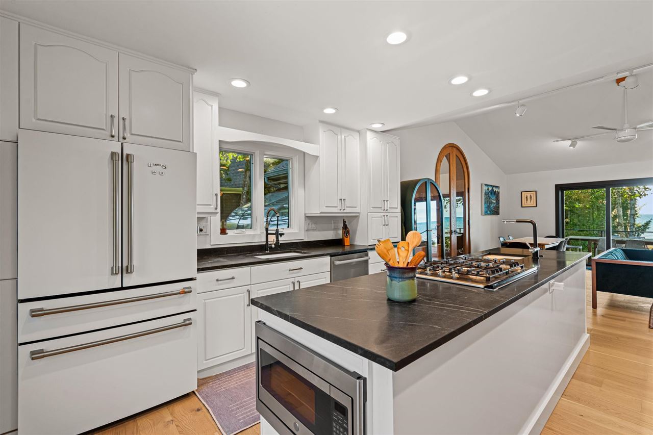 4467 Lake Shore Drive Charlevoix MI 49720